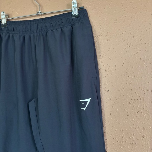 Gymshark Arrival Woven Joggers Mens XS Black Tapered Athletic Pants A2A1N - Picture 2 of 9